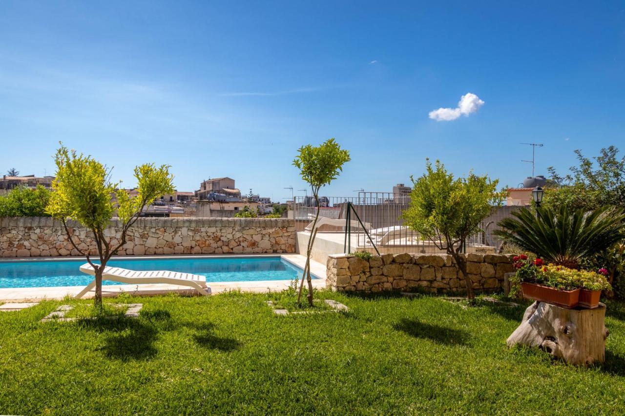 Villa Rosaria Rooms Noto Eksteriør bilde